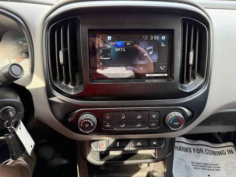 Used 2017 Chevrolet Colorado W/T w/ WT Convenience Package image 19