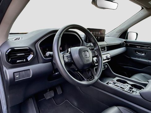 Used 2026 Honda Pilot EX-L image 11
