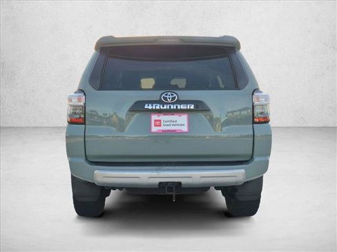 Certified 2023 Toyota 4Runner TRD Off-Road Premium w/ Moonroof Package AWD/4WD image 6