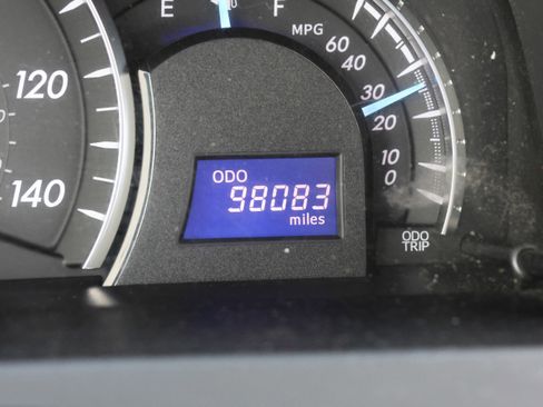 Used 2012 Toyota Camry XLE image 18