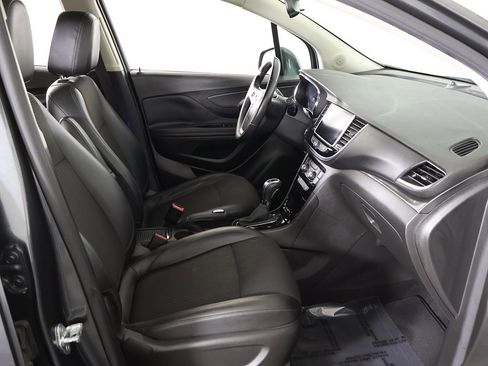 Used 2018 Buick Encore Preferred image 25