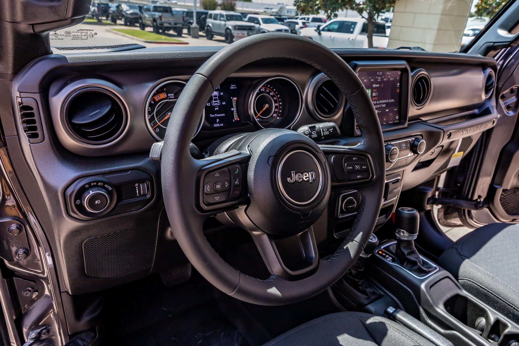 Used 2023 Jeep Wrangler Unlimited Sport AWD/4WD image 17
