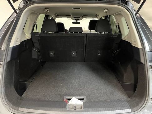 Used 2024 Nissan Rogue S AWD/4WD image 14