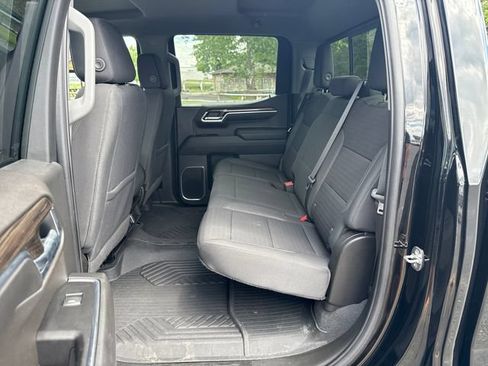 Used 2022 Chevrolet Silverado 1500 LT w/ Safety Package AWD/4WD image 23
