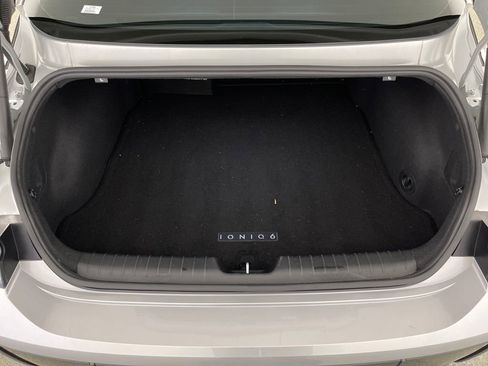 Certified 2023 Hyundai Ioniq 6 SEL RWD image 10