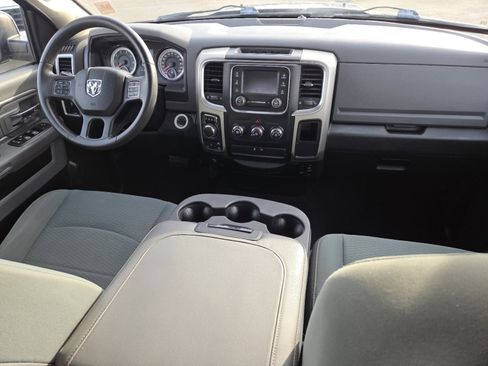 Used 2015 RAM 1500 Classic SLT image 18
