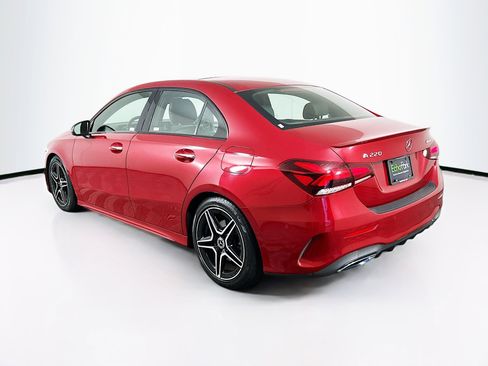 Used 2021 Mercedes-Benz A 220 4MATIC image 5