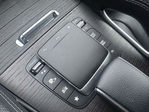 Used 2022 Mercedes-Benz GLE 350 GLE 350 w/ Premium Package image 27