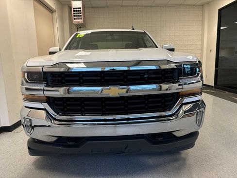 Used 2018 Chevrolet Silverado 1500 LT w/ All Star Edition AWD/4WD image 12