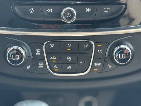 Used 2023 Chevrolet Traverse RS w/ LPO, Floor Liner Package image 6