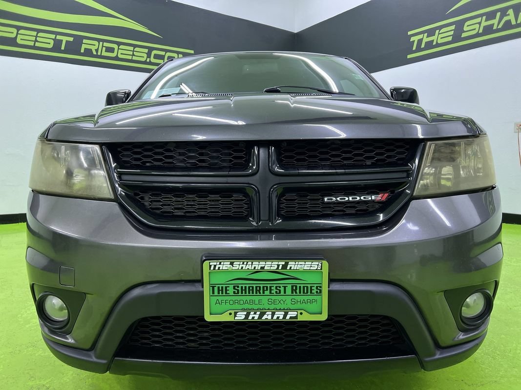 Used 2017 Dodge Journey SXT w/ Premium Group FWD image 3