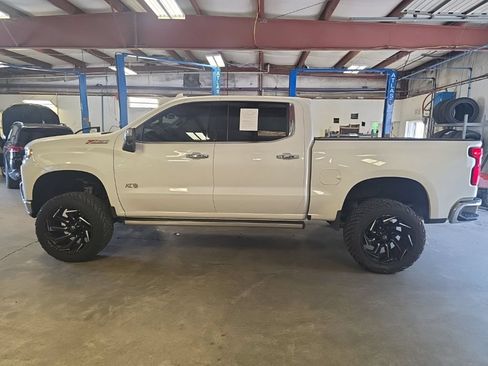Used 2021 Chevrolet Silverado 1500 LTZ w/ LTZ Premium Package AWD/4WD image 2