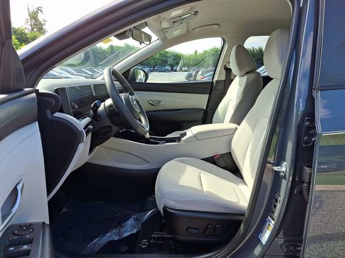 Used 2025 Hyundai Tucson SEL AWD/4WD image 13