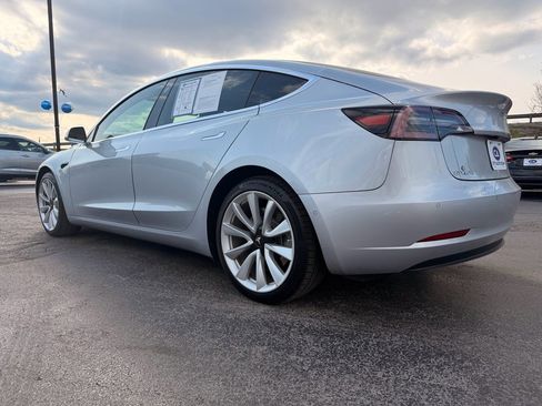 Used 2018 Tesla Model 3 Long Range image 5