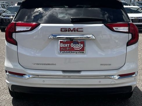 Used 2023 GMC Terrain Denali w/ Denali Premium Package image 6