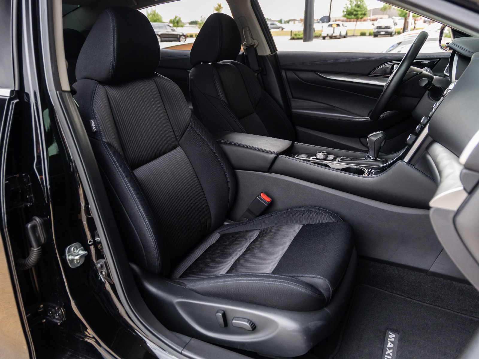 Used 2020 Nissan Maxima 3.5 S w/ Floor Mat Group FWD image 37