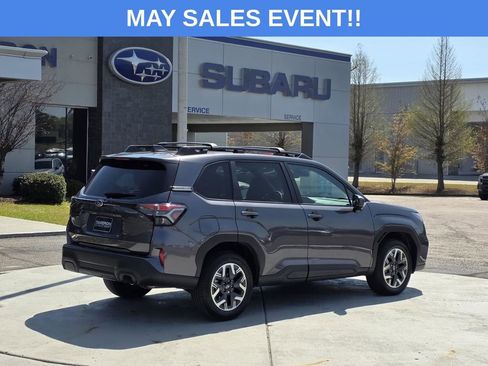 Used 2026 Subaru Forester Premium AWD/4WD image 5