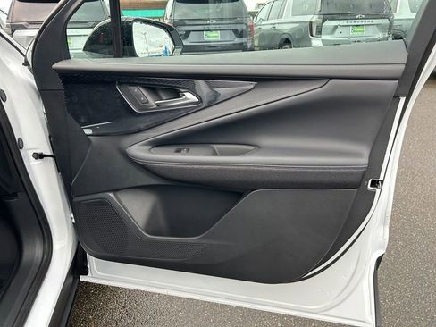 New 2026 Chevrolet Blazer EV LT image 25