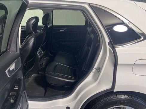 Used 2019 Ford Edge SEL w/ Equipment Group 201A image 25