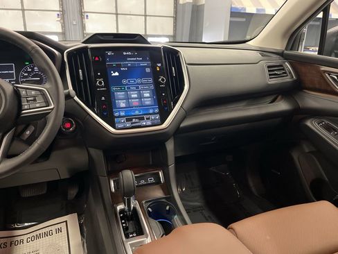 Used 2024 Subaru Ascent Touring image 23