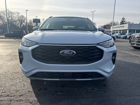 Used 2025 Ford Escape ST-Line Elite w/ Premium Technology Package image 4