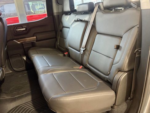 Used 2020 Chevrolet Silverado 1500 LT Trail Boss image 29