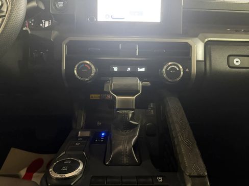 Used 2024 Toyota Tacoma SR5 w/ SR5 Upgrade Package image 15