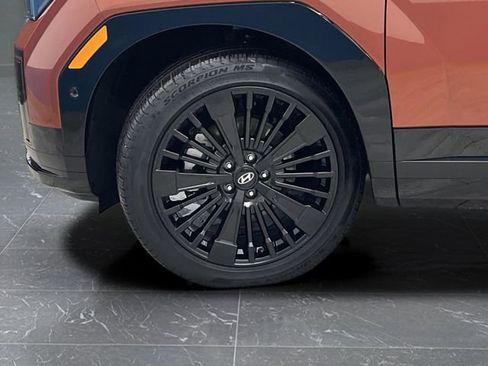 Used 2025 Hyundai Santa Fe Calligraphy image 40