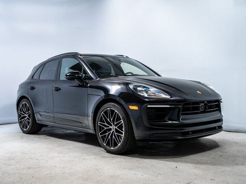 New 2026 Porsche Macan GTS AWD/4WD image 9