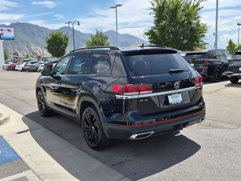 Used 2023 Volkswagen Atlas SE w/ Panoramic Sunroof Package AWD/4WD image 9