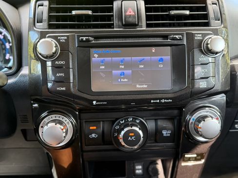 Used 2018 Toyota 4Runner TRD Off-Road AWD/4WD image 31