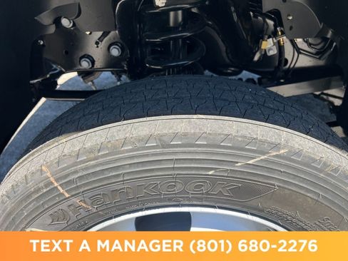 New 2026 RAM 5500 Tradesman w/ Chrome Appearance Group AWD/4WD image 23