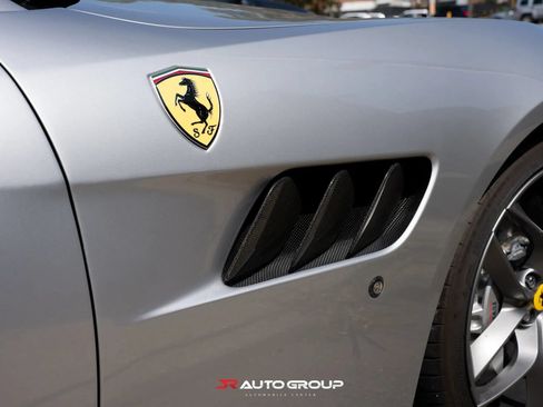 Used 2019 Ferrari GTC4Lusso T RWD image 8
