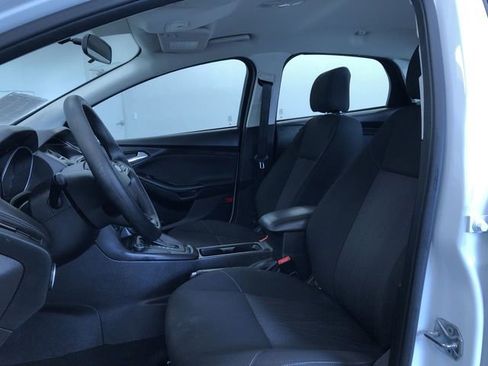 Used 2017 Ford Focus SE image 19