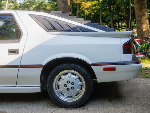 Used 1988 Dodge Daytona Shelby Z FWD image 5