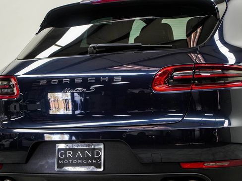 Used 2017 Porsche Macan S image 13