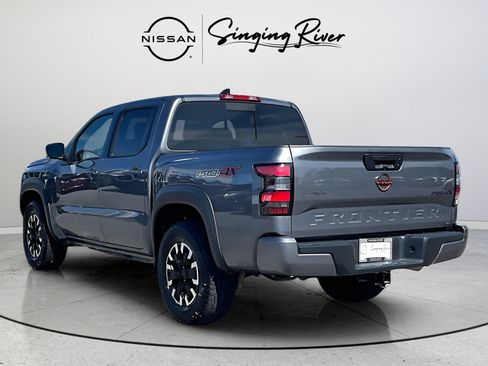 Used 2024 Nissan Frontier PRO-4X AWD/4WD image 4
