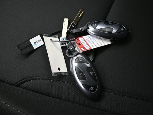 Used 2025 Hyundai Tucson SEL FWD image 32