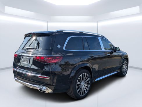 New 2026 Mercedes-Benz Maybach GLS 600 4MATIC image 6