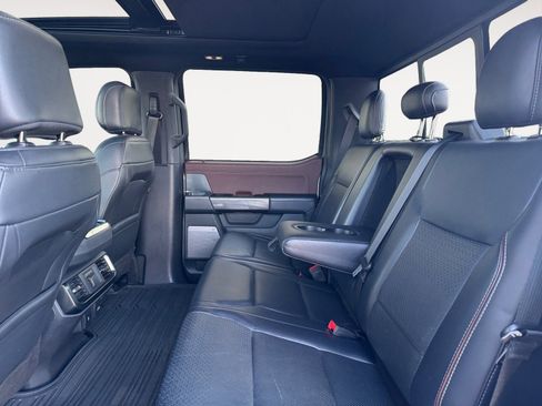 Used 2021 Ford F150 Lariat w/ Equipment Group 502A High image 13