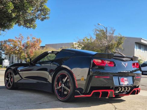 Used 2014 Chevrolet Corvette Stingray Coupe image 2