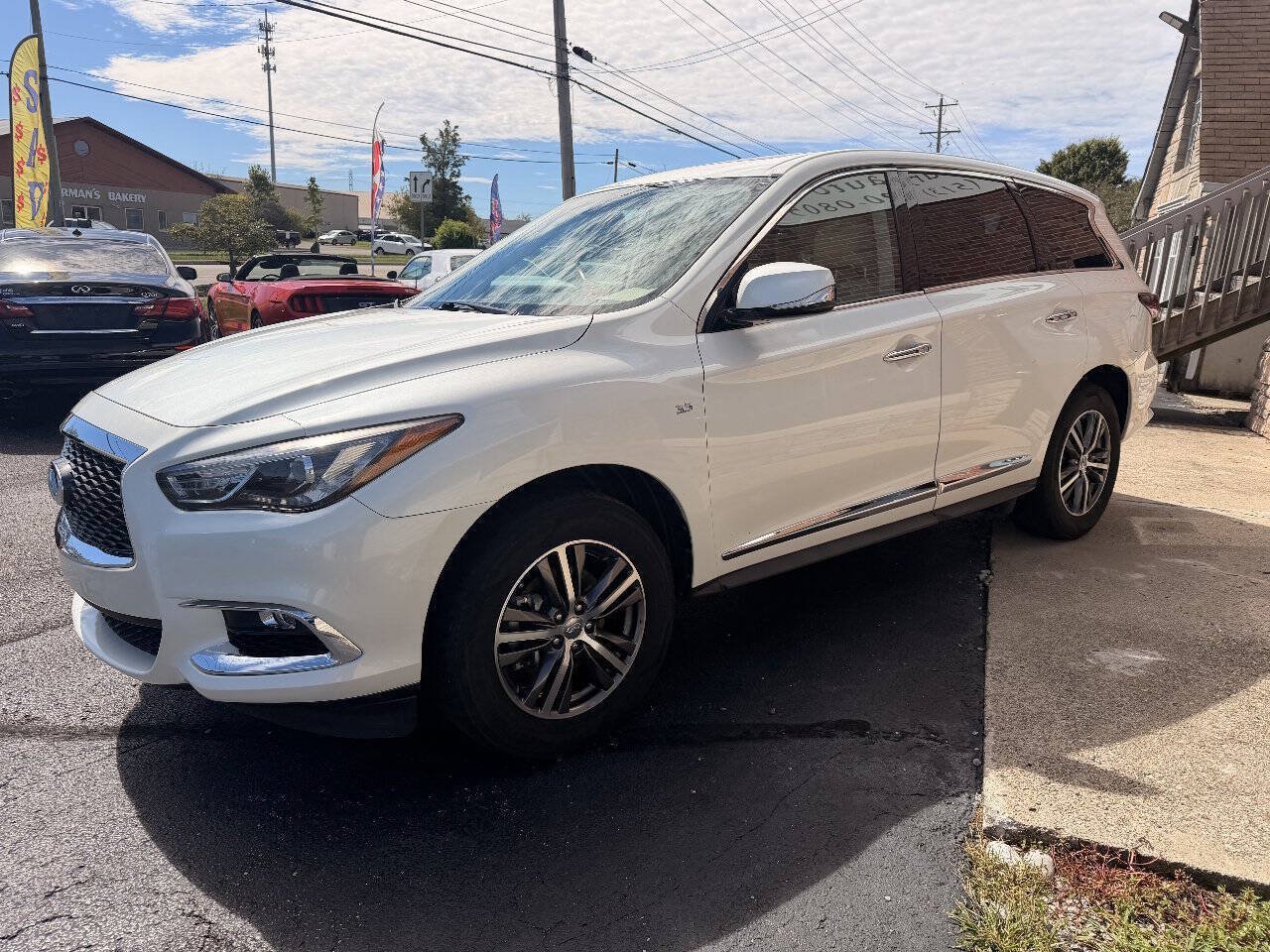 Used 2018 INFINITI QX60 FWD image 4