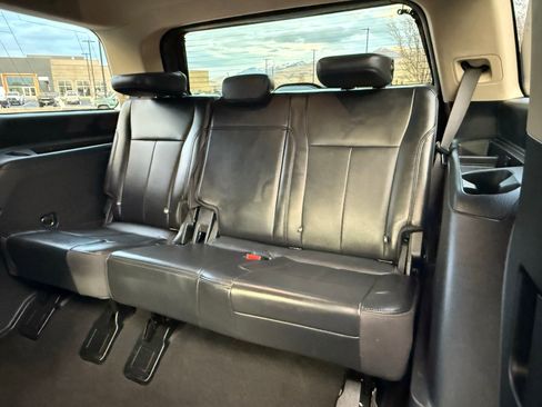 Used 2024 Ford Expedition XLT AWD/4WD image 21