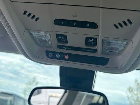 Used 2023 GMC Terrain Denali w/ LPO, Floor Liner Package AWD/4WD image 32
