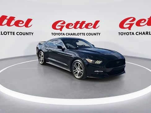 Used 2017 Ford Mustang Premium image 2