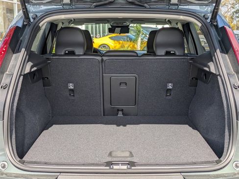 New 2026 Volvo XC40 B5 Core w/ Protection Package Premier image 13