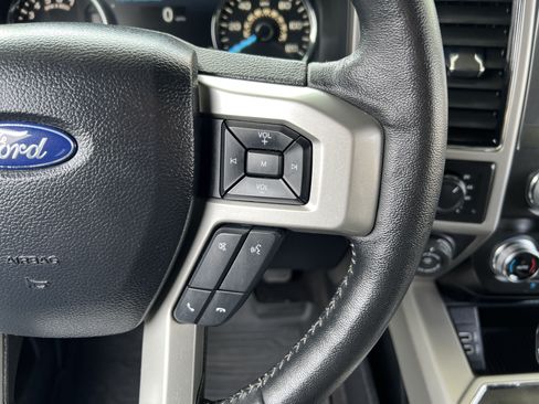 Used 2020 Ford F150 Lariat w/ Equipment Group 502A Luxury AWD/4WD image 23