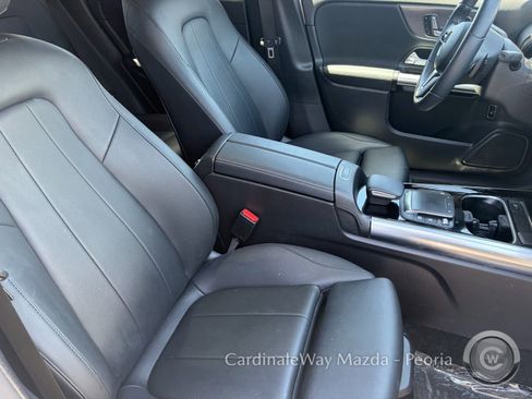 Used 2023 Mercedes-Benz GLA 250 w/ Premium Package image 31