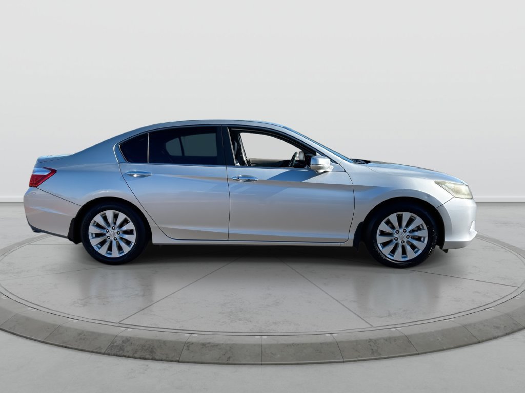 Used 2015 Honda Accord EX-L image 9