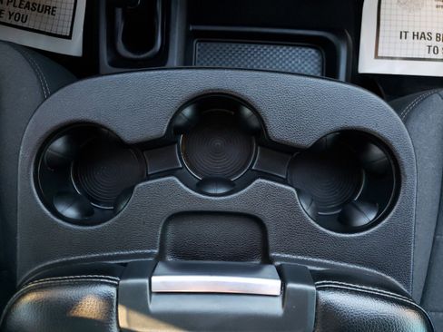 Used 2024 RAM 2500 Tradesman w/ Chrome Appearance Group image 27